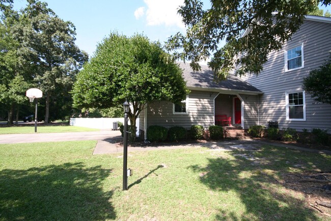 Building Photo - WONDERFUL 2-STORY HOME IN WALNUT CREEK *SP...