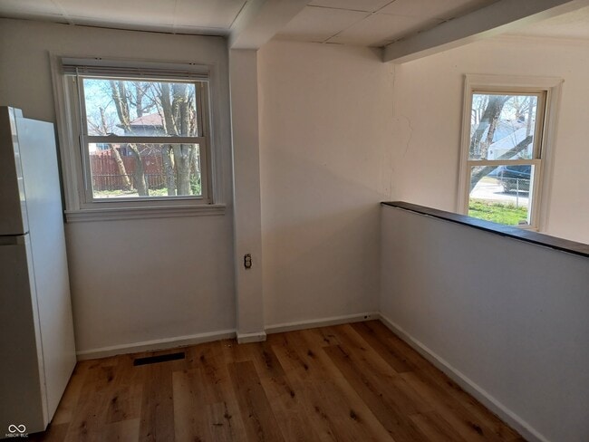 Building Photo - 670 Cleveland St