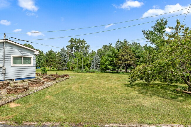 Building Photo - 11401 McCarthy Rd