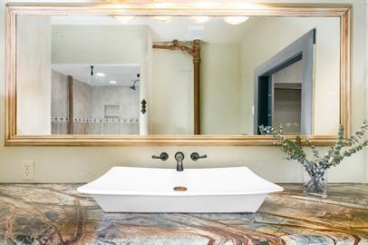 Building Photo - Cozy 3-Bedroom Retreat with Spacious Livin...