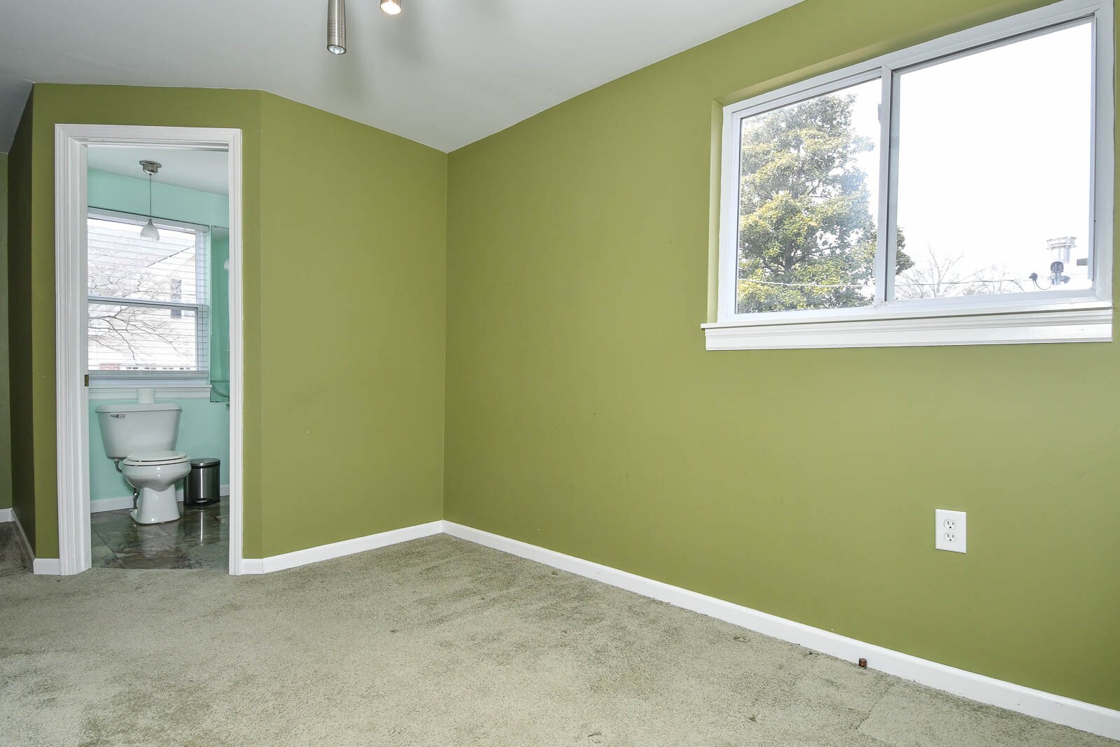 office - 2144 East Dr