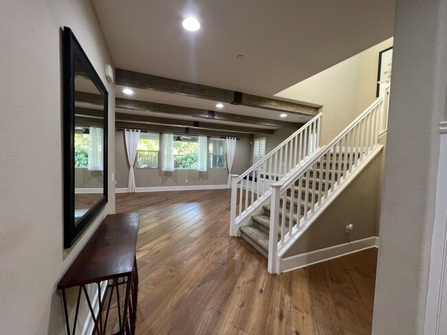 Building Photo - Former model home with tons of upgrades in...