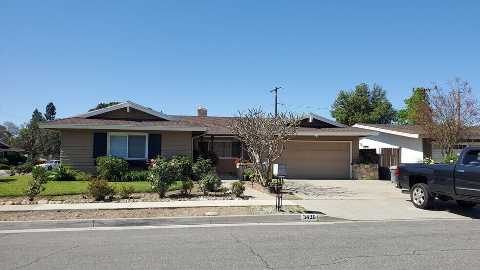 Primary Photo - 3430 Markwood St