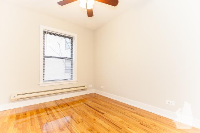 Building Photo - 2 bedroom in Chicago IL 60657