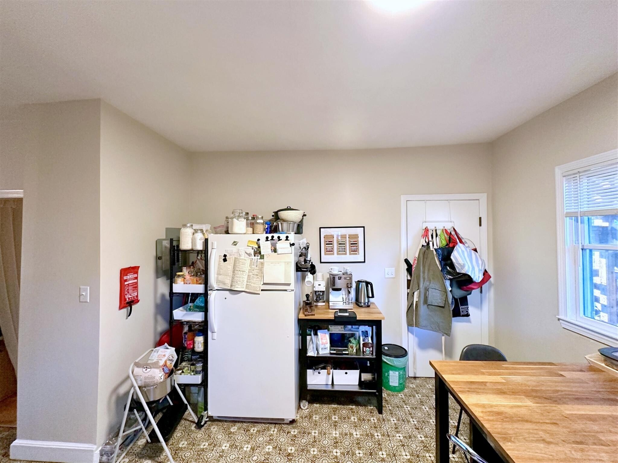 Building Photo - 714 Broadway