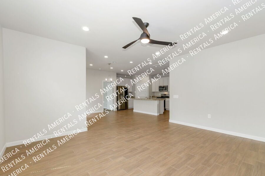 Building Photo - 10151 N Sand Sage Trail