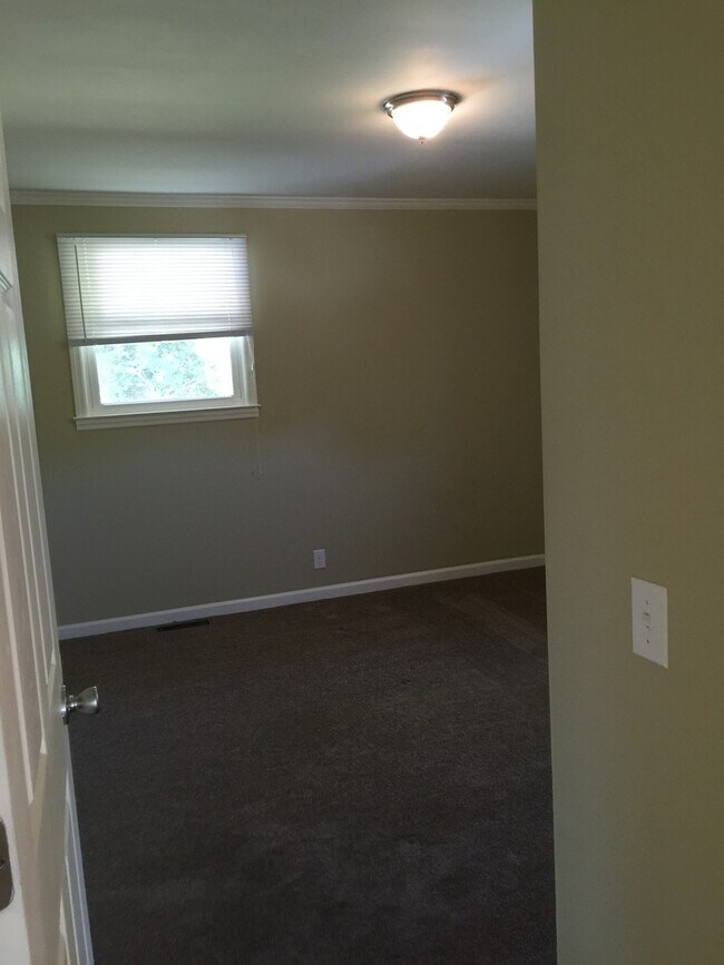 Building Photo - 642 Harpeth Bend Dr