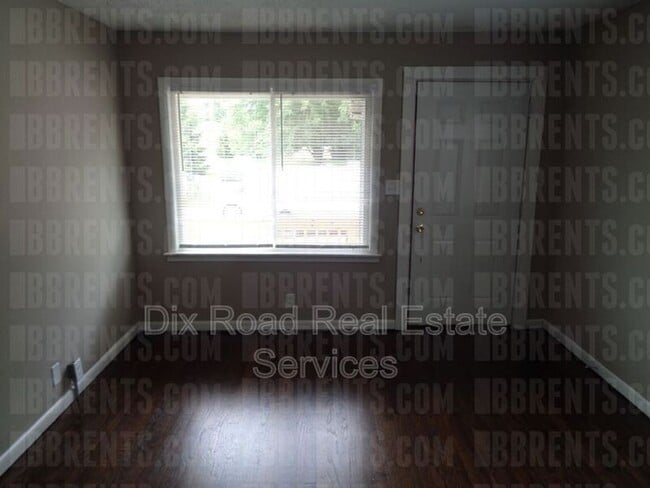 Building Photo - 1255 Hooven Ave
