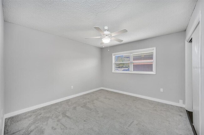 Primary Photo - 2301 E Sligh Ave