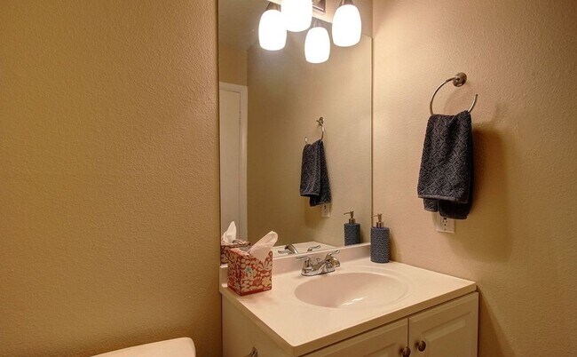 Building Photo - 4770 Whitesburg Dr