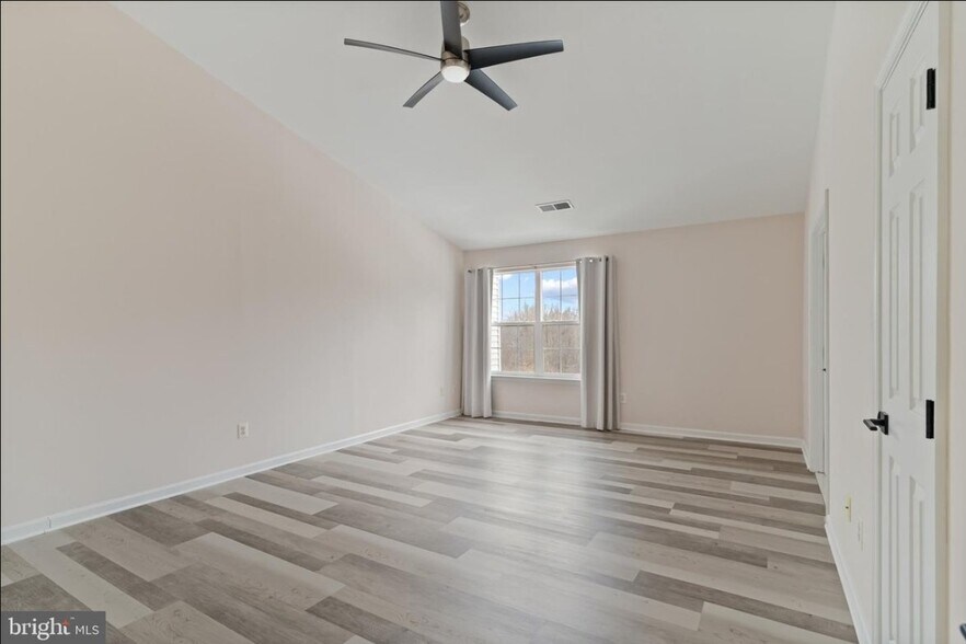 Building Photo - 13258 Maple Creek Ln