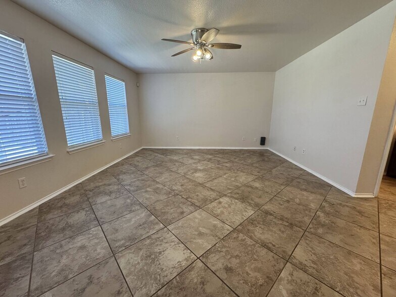 Building Photo - 5203 Causeway Ct