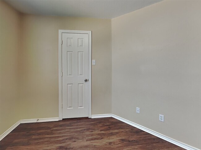 Building Photo - 16650 Beckland Ln