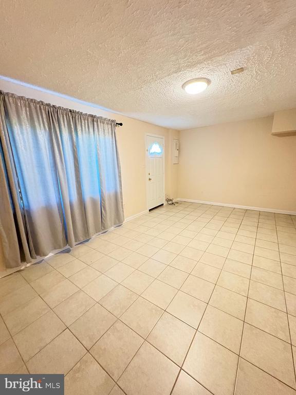 Building Photo - 11149 Captain's Walk Ct
