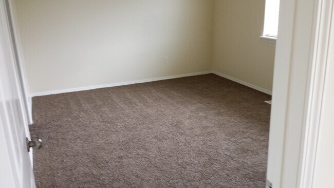 Building Photo - Meridian, 4 bedroom,2.5 Bathroom, 2 car garage, 1546 Sqft, Destiny Cove Sub.,