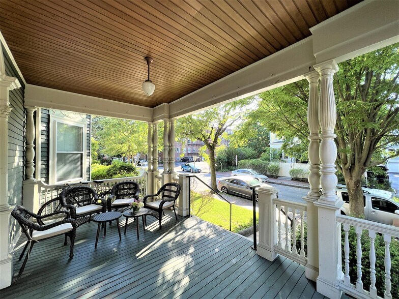 Building Photo - 20 Highland Ave