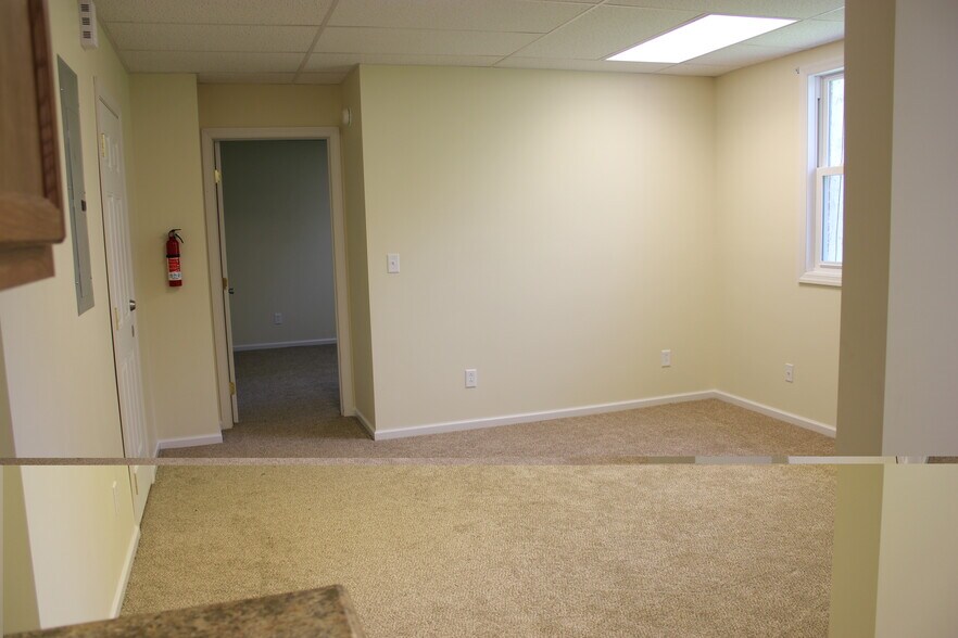 Building Photo - 156 May Ave