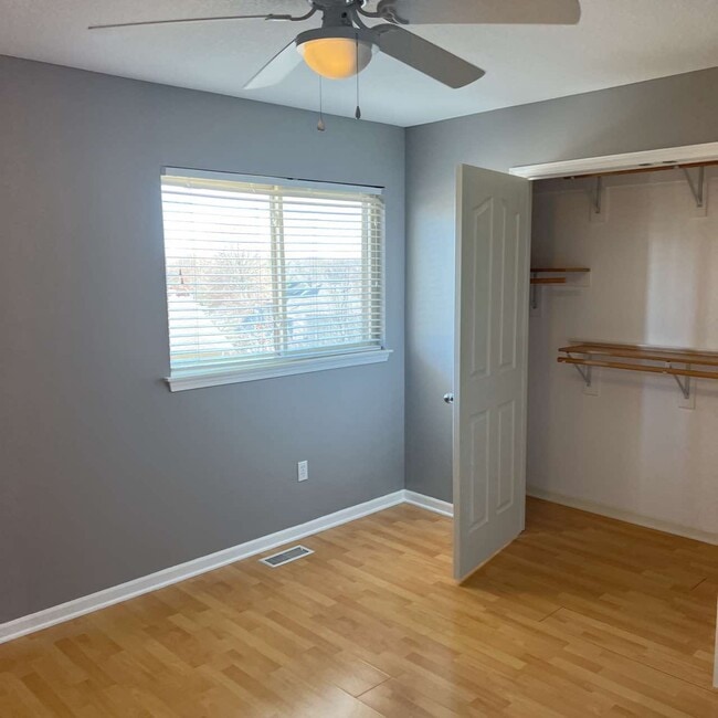 Building Photo - 1221 Dustins Way