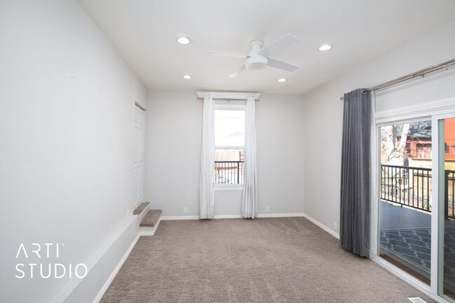 Building Photo - 4 Bed 2 Bath Salt Lake Home For Rent!