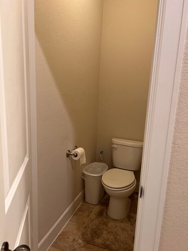 Master bath - 13204 Hymeadow Cir