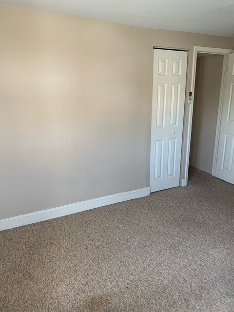 Building Photo - 7036 Ridge Ave