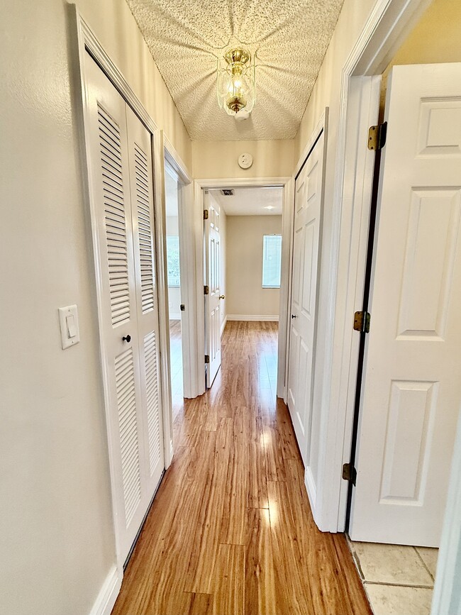 Building Photo - 2941 Bough Ave