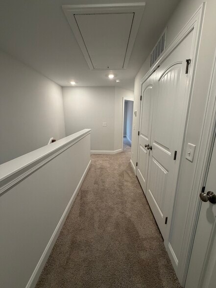 Building Photo - 3605 Tarmac Rd