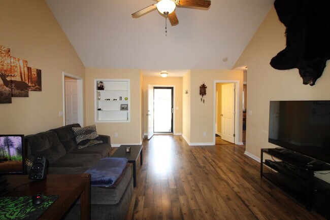 Building Photo - 2160 Waterwheel Dr