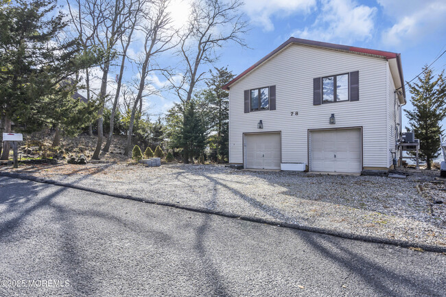 Building Photo - 78 Tall Timber Dr