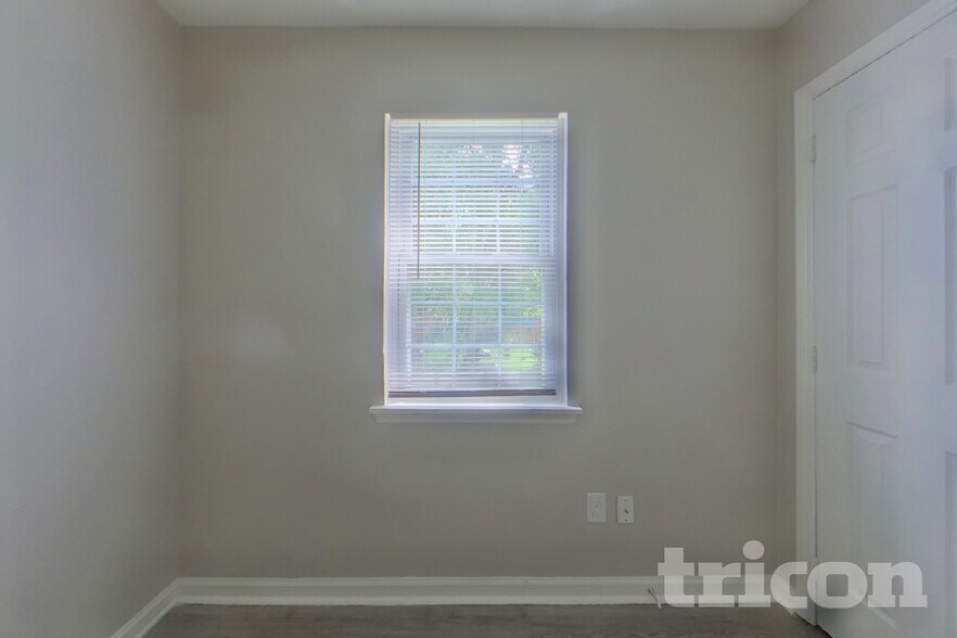 Building Photo - 7307 Hooksett Ct