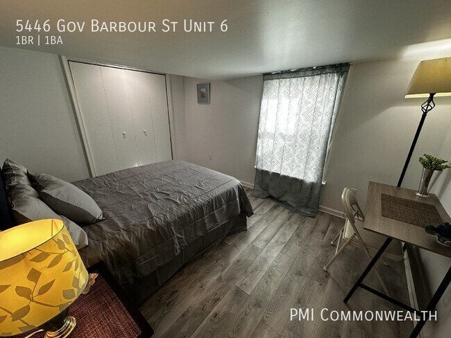 Building Photo - 1 Bed / 1 Bath Apartment (Available Now)