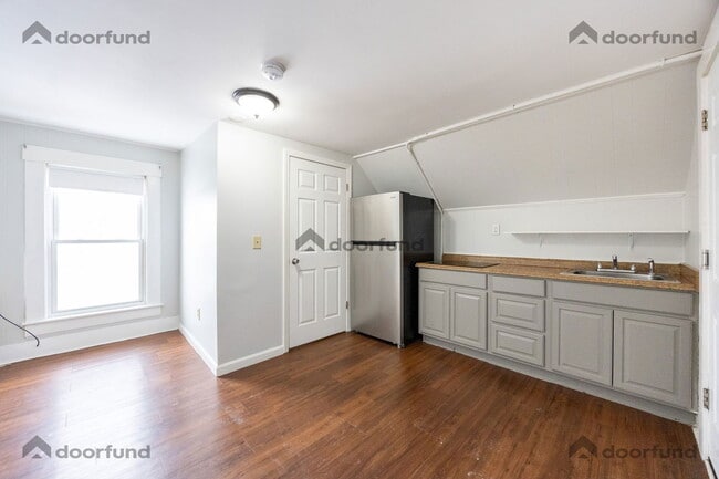 Building Photo - 123 Union Ave