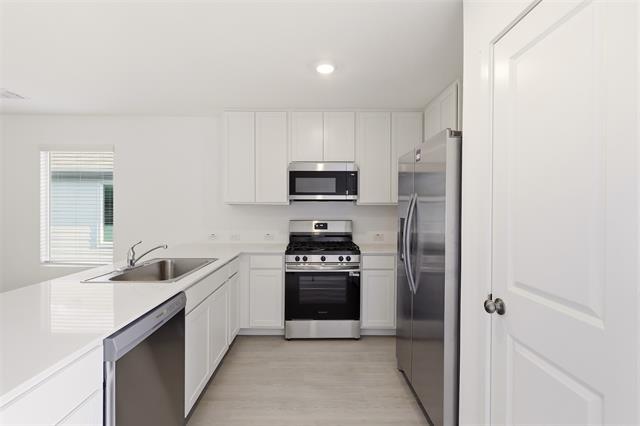 Building Photo - 3145 Campeiro Ave