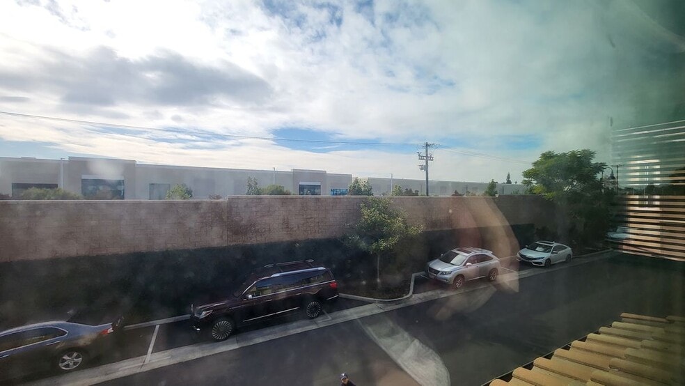 Building Photo - 89 Linden