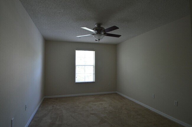 Building Photo - Winter Springs: 3/2.5 in Heritage Park!! AVAILABLE AUGUST 17th!