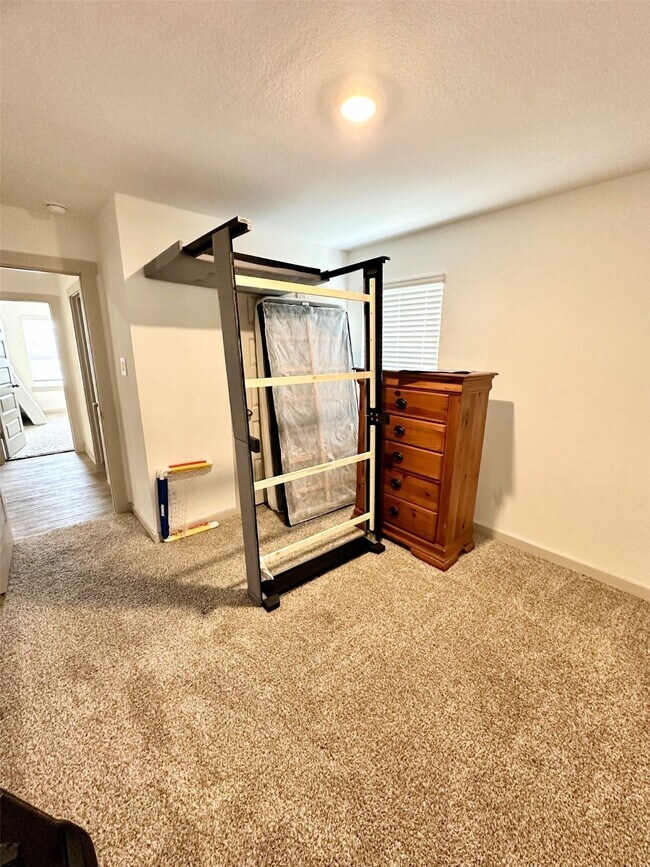 Building Photo - 14510 Rain Tree Dr