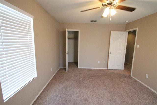Building Photo - 2743 Hacienda Lake Dr