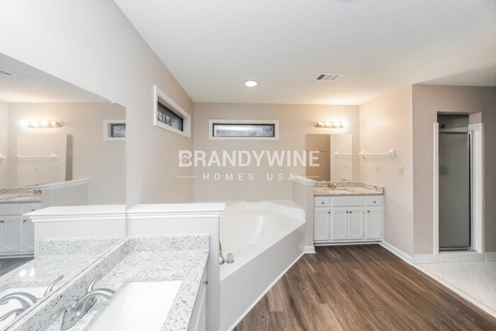 Building Photo - 7726 Killdeer Ln