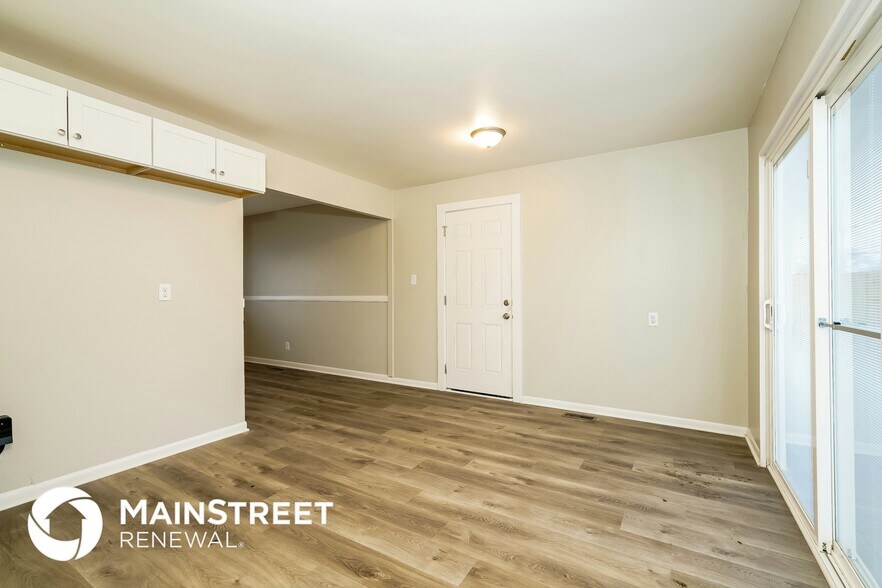 Building Photo - 2902 Dawson St