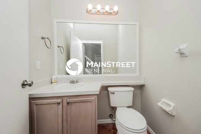 Building Photo - 4 Bedroom Pet-Friendly Home in ORLANDO, FL...