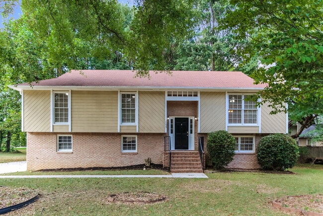 Building Photo - 1233 Willow Creek Pl