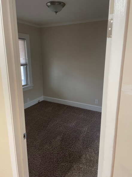 Front Bedroom 1 - 212 N 63rd St