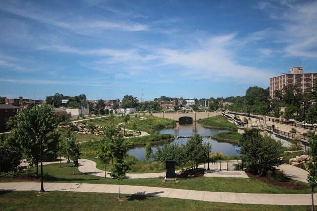 Floorplan - 107 E Springfield Ave