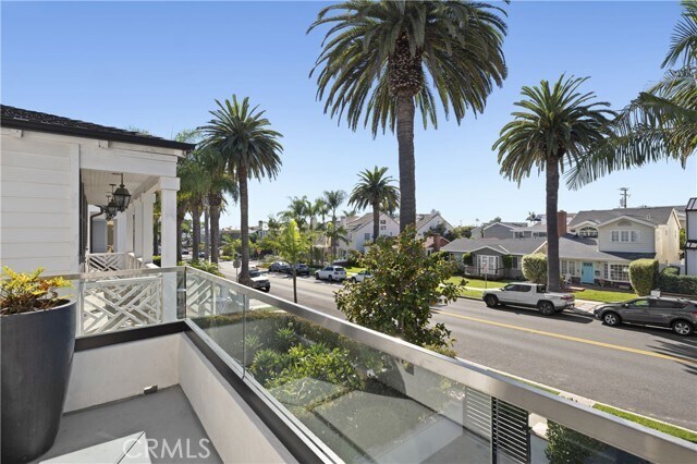 Building Photo - 712 Marguerite Ave