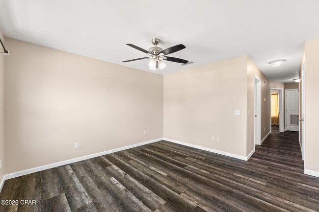 Building Photo - 2716 Oak Hammock Dr