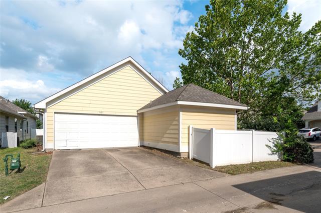 Building Photo - 1605 Spanish Moss Wy