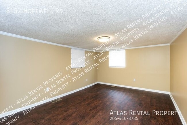 Building Photo - 8152 Hopewell Rd