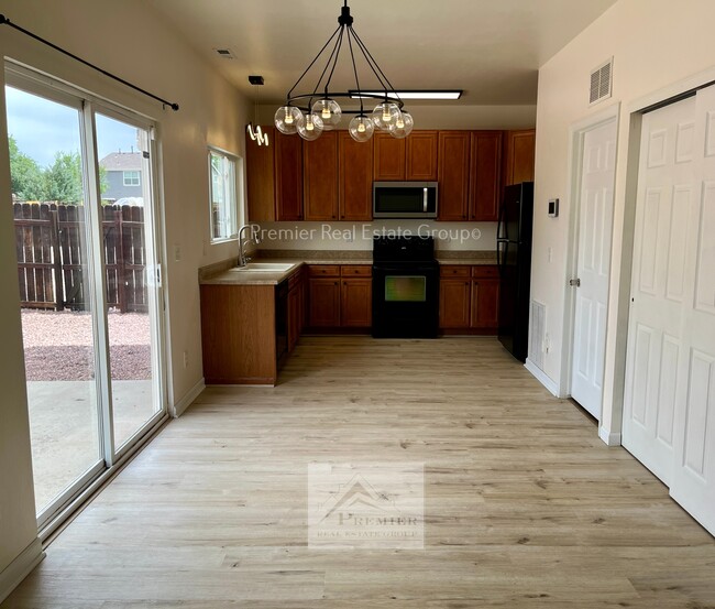 Building Photo - 7722 Barn Owl Dr