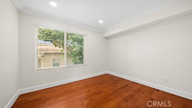 Building Photo - 521 Avenue C