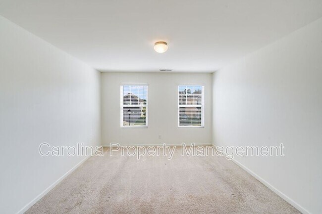 Building Photo - 12915 Hill Pine Rd